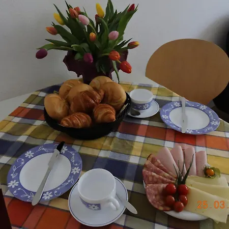 Haus Luise * 乌尔丁根-米尔霍芬